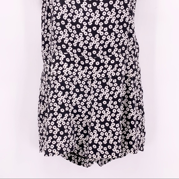 Pam + Gela Floral Flutter Sleeve Romper Playsuit Size 2 - Picture 7 of 11